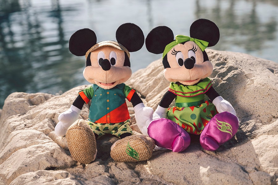 Disney's Lookout Cay Character Costumes and Wildlife You Will Encounter