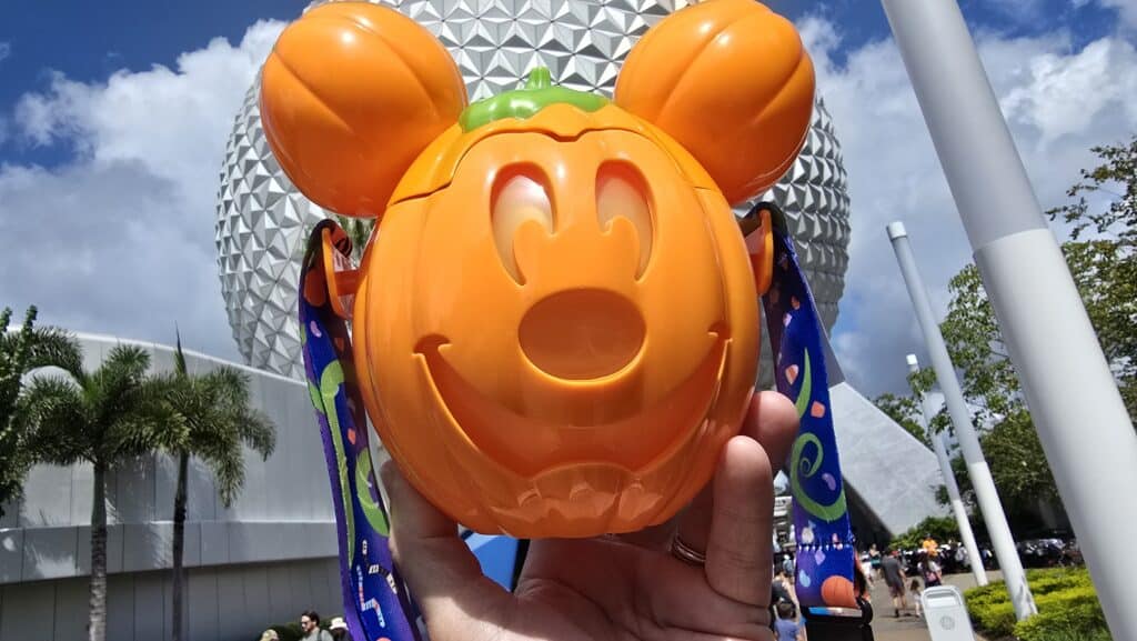 Mickey Jack-O-Lantern Sipper Arrives in Disney World