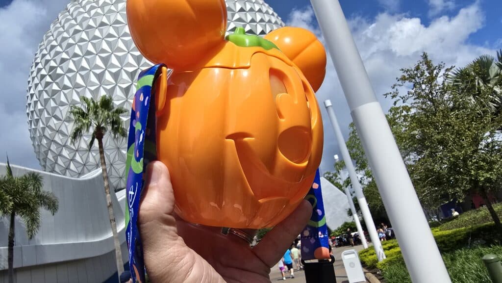 Mickey Jack-O-Lantern Sipper Arrives in Disney World