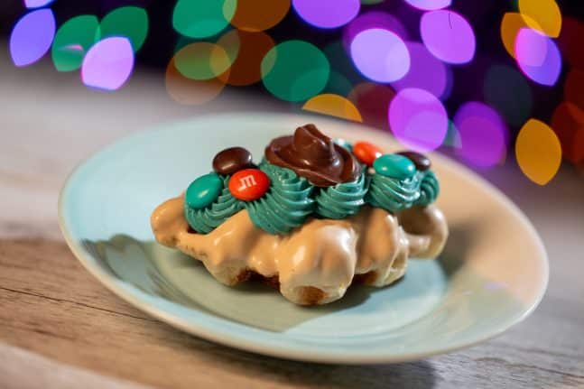 From Sweet to Savory: A Tasty Holiday Adventure at Disney's Jollywood Nights 2024