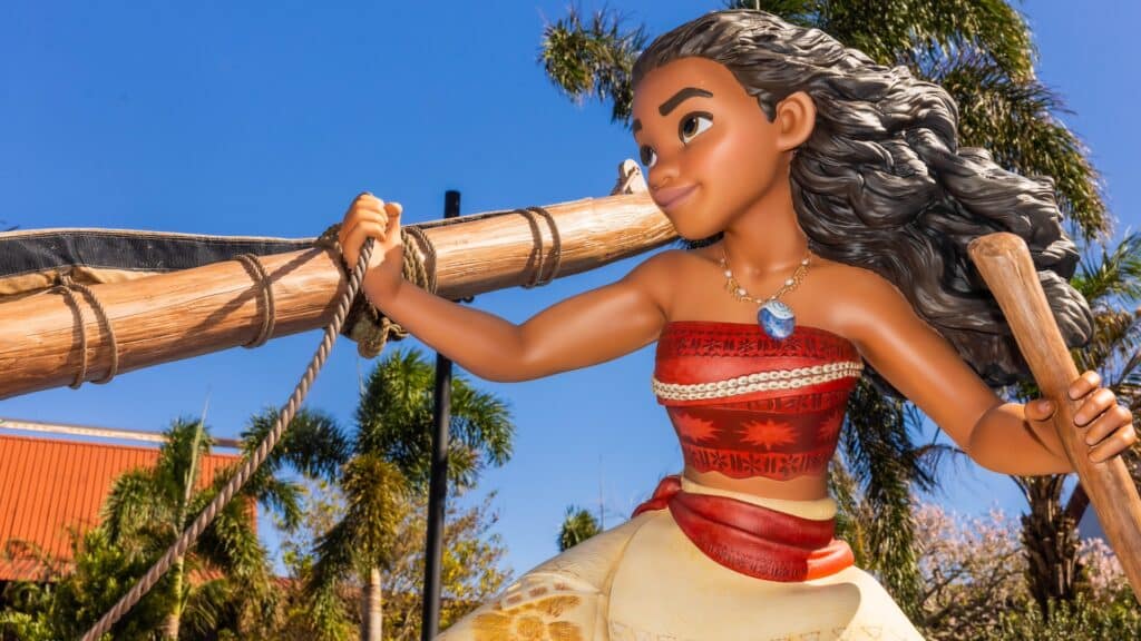 Life Sized Moana Added to DVC Island Tower at Disney's Polynesian Resort