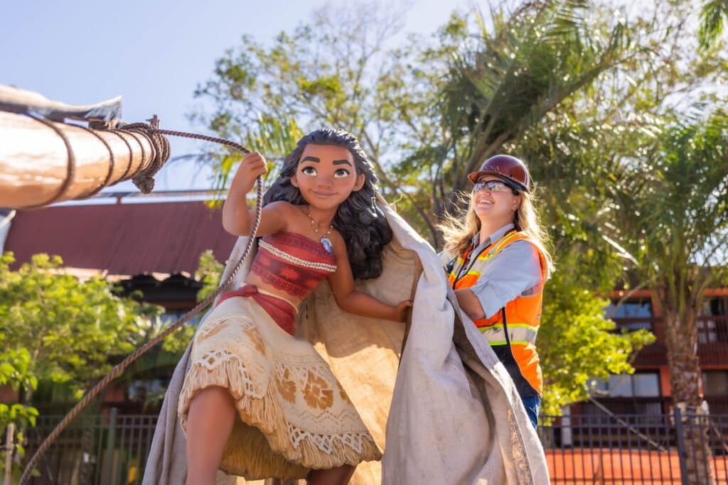 Life Sized Moana Added to DVC Island Tower at Disney's Polynesian Resort