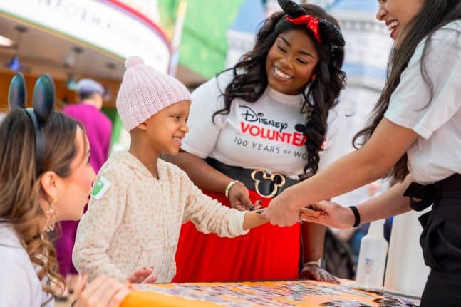 Mickey and Minnie Bring Reverse Trick-or-Treating to Children’s Hospitals