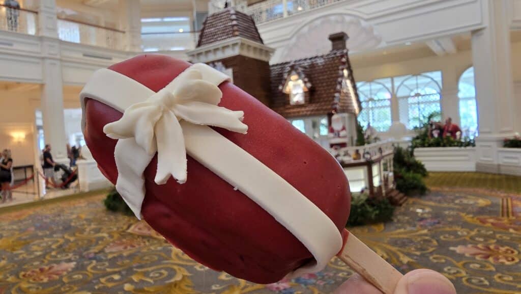 2024 Disney Holiday Treats Arrive at Grand Floridian Resort