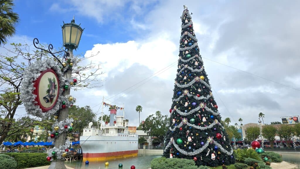 Disney's Hollywood Studios 2024 Christmas Tree and Holiday Decor Arrives