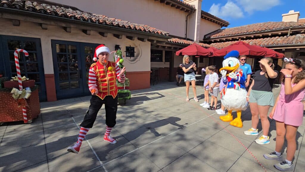 Holidays at Hollywood Studios 2024 with Donald Duck & Max Goof