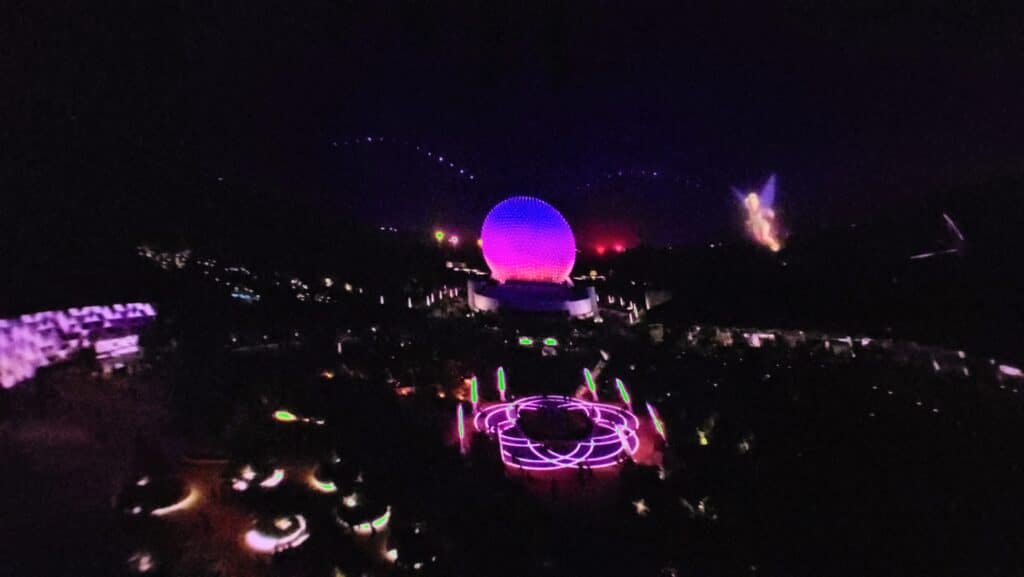 "Soarin' Around the World": Goodbye Fountain of Nations, Hello World Celebration - Newly Updated Attraction Video
Ending with Tinkerbell and World Celebration.