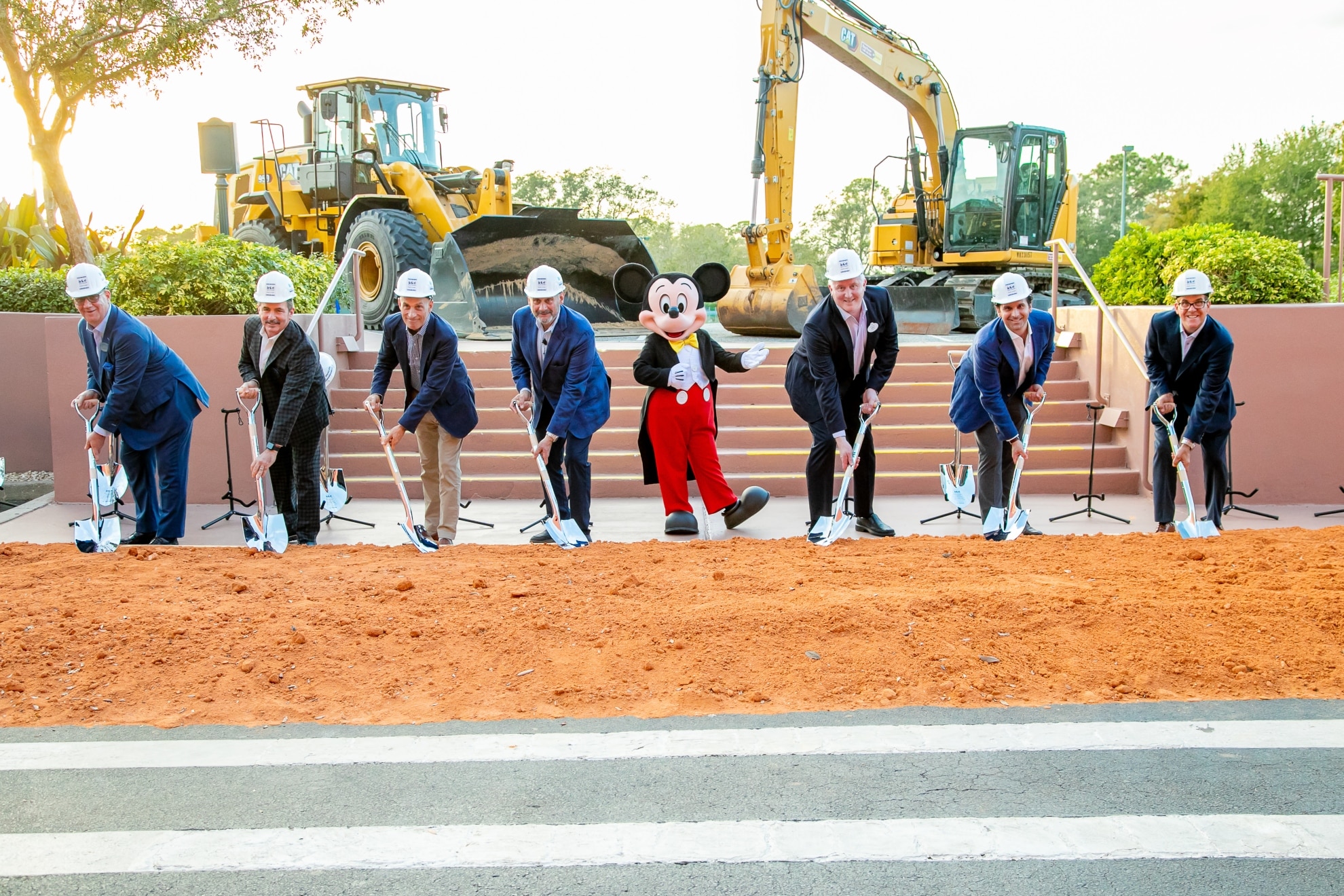 Walt Disney World Swan and Dolphin Start Massive Meeting Space Expansion